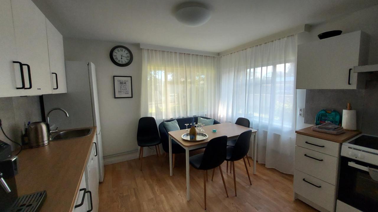 B&B Rooms Husavik 1 Bagian luar foto