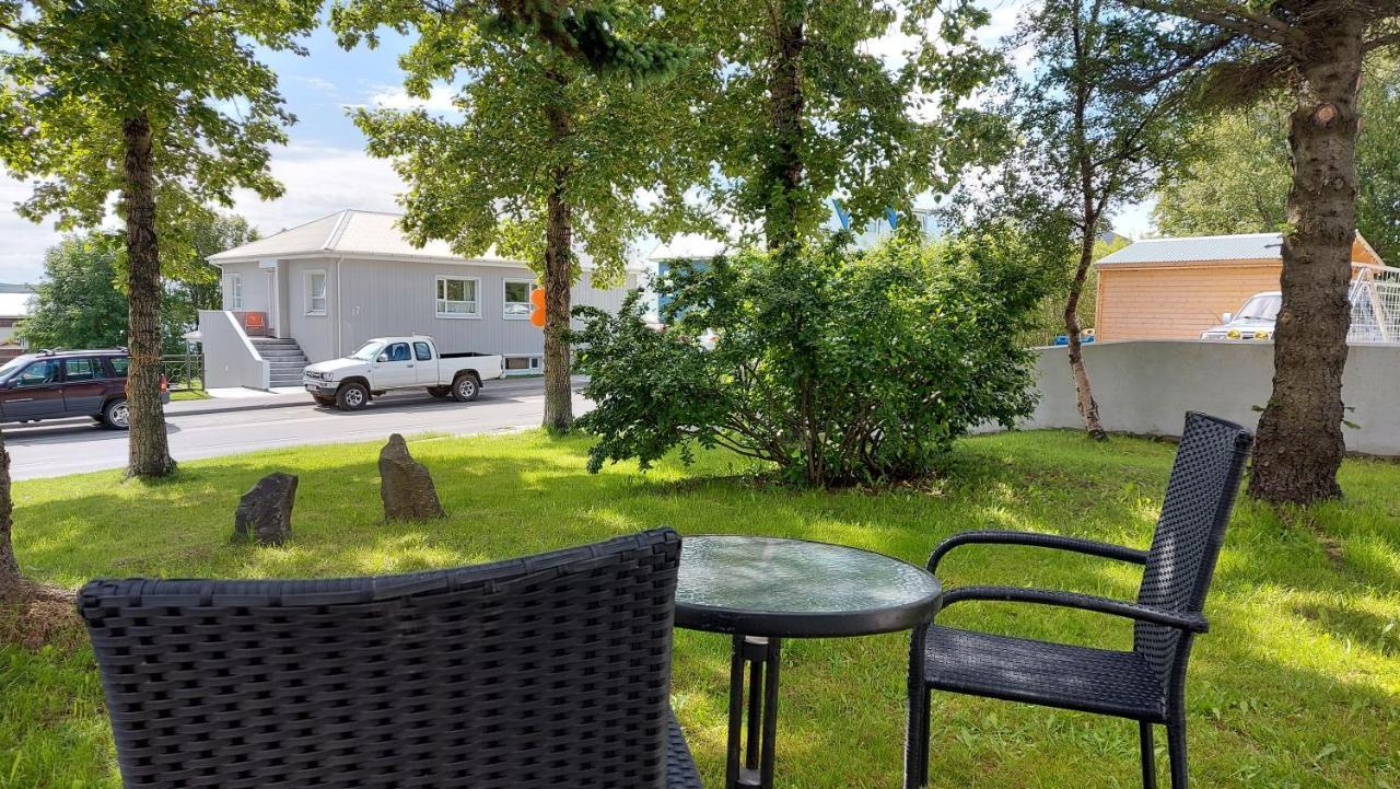 B&B Rooms Husavik 1 Bagian luar foto