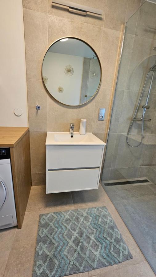 B&B Rooms Husavik 1 Bagian luar foto